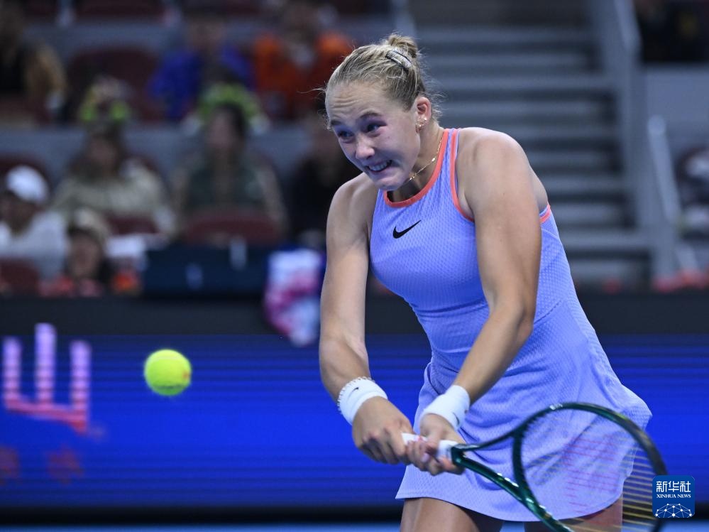 轻人无疑是 轻人无疑是