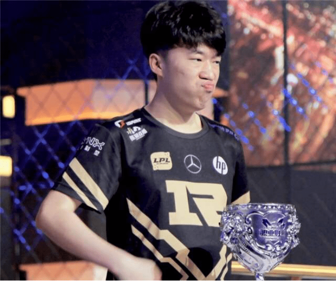 轮比赛中 轮比赛中