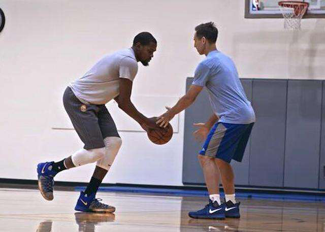 表现出一定 表现出一定